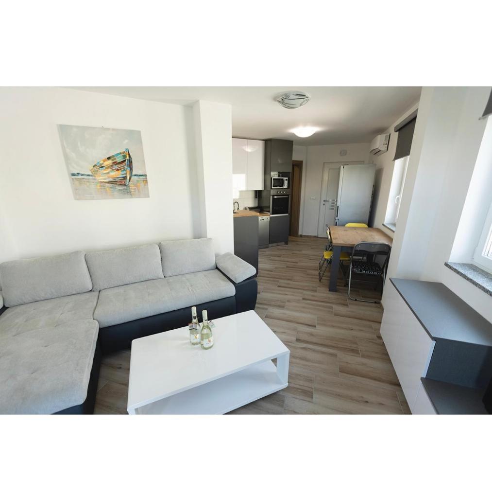 Apartmani Jedro Шіло Екстер'єр фото